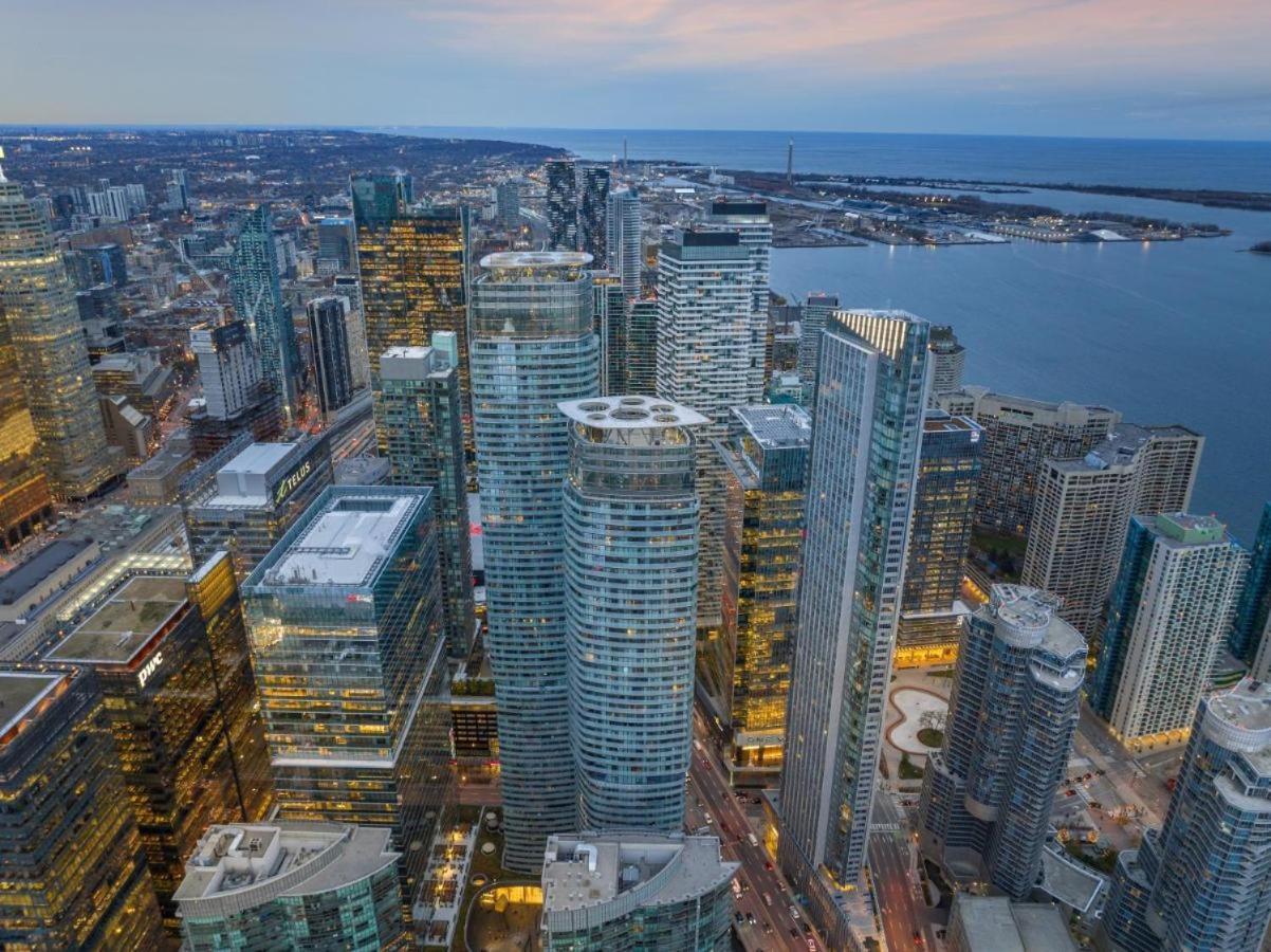 Presidential Suite Heart Of Downtown With Stunning View Toronto Dış mekan fotoğraf